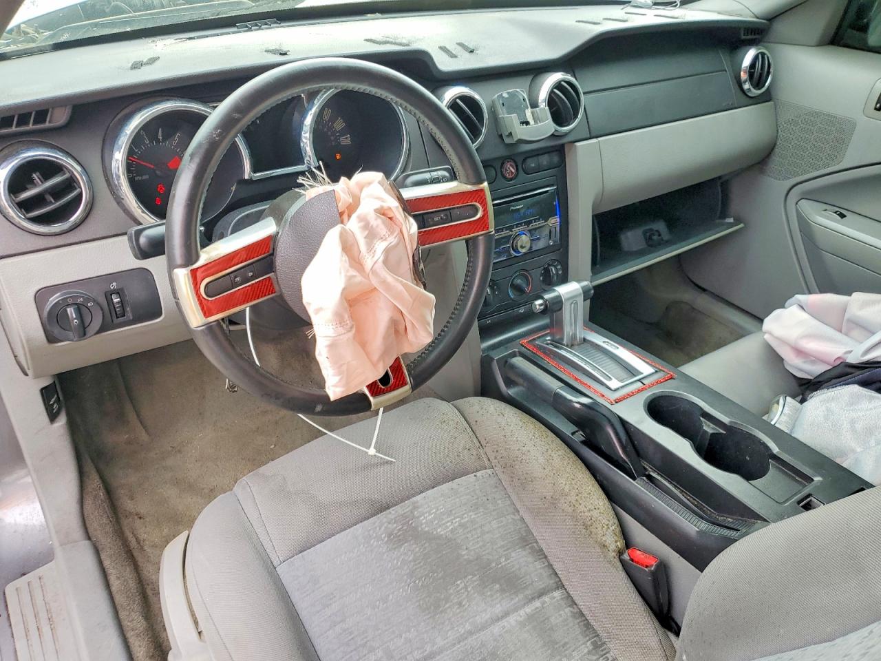 2007 FORD MUSTANG photo 8
