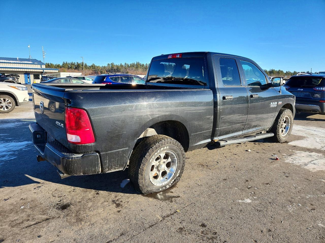 2016 RAM 1500 ST photo 3