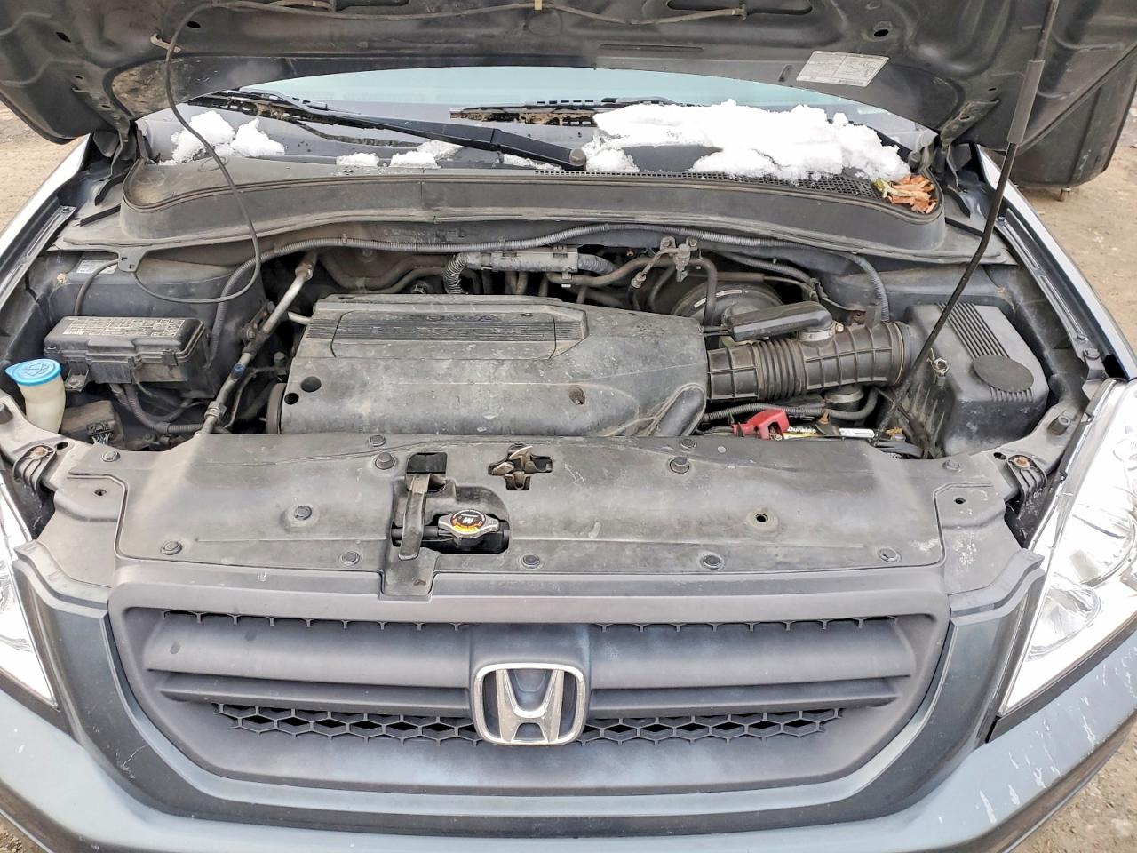 2004 HONDA PILOT EXL photo 12