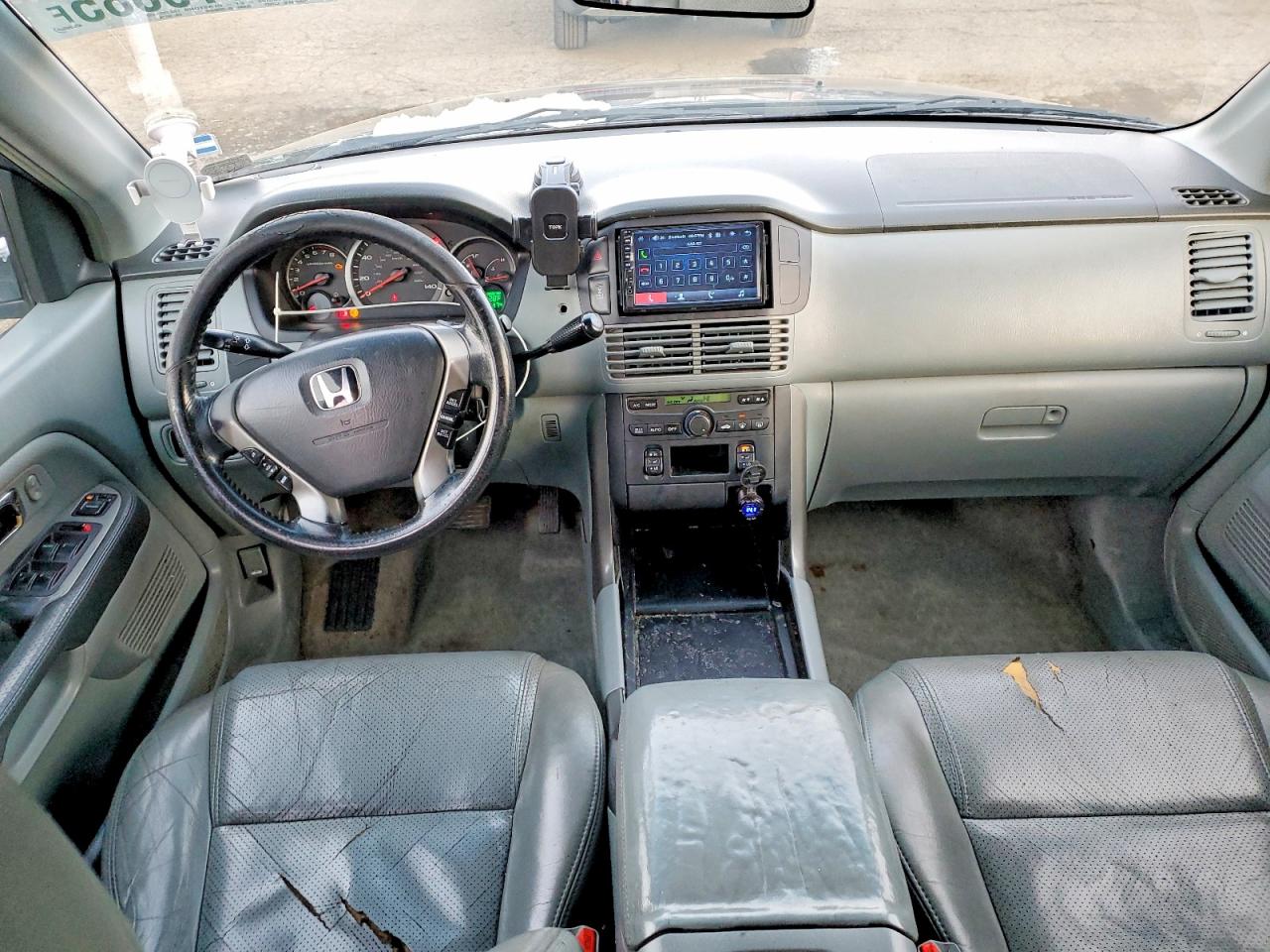 2004 HONDA PILOT EXL photo 8