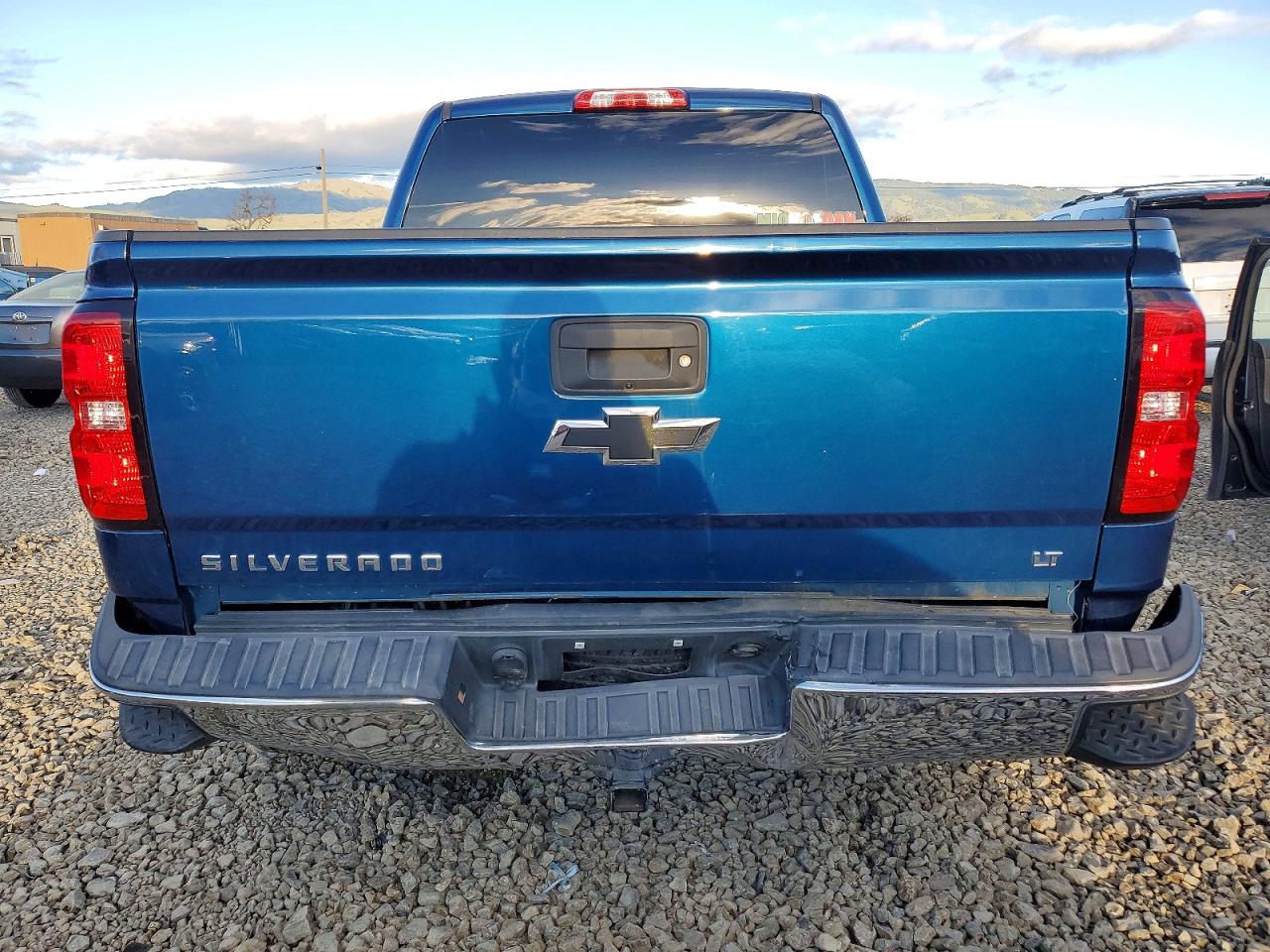2018 CHEVROLET SILVERADO C1500 LT photo 6
