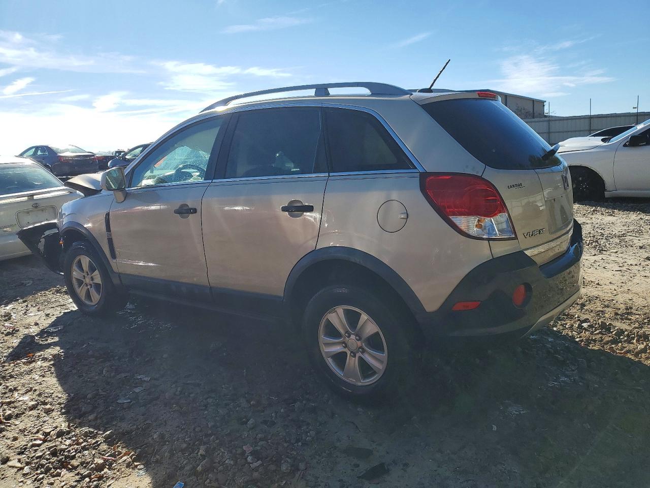 2009 SATURN VUE XE photo 2