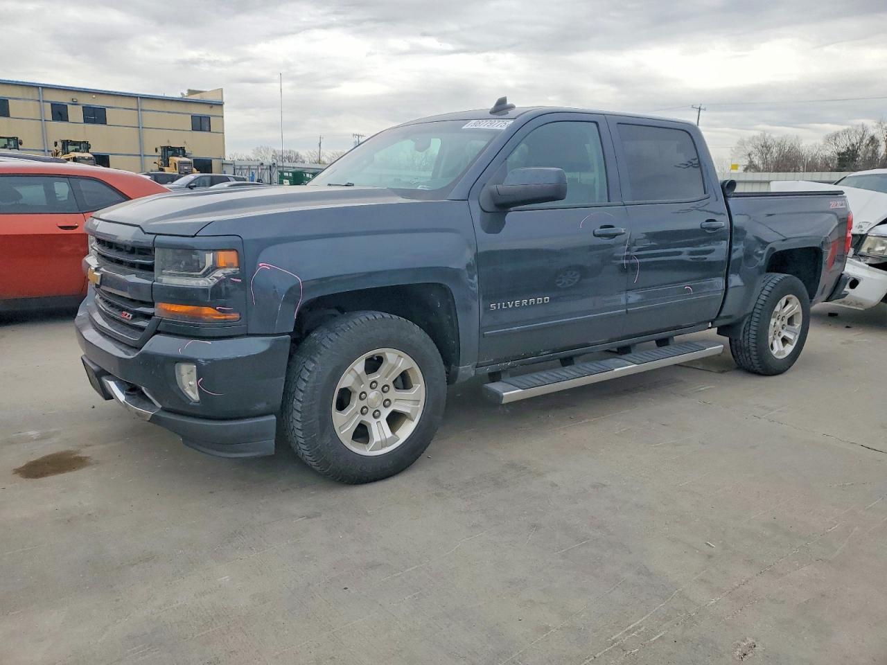 2017 CHEVROLET SILVERADO
