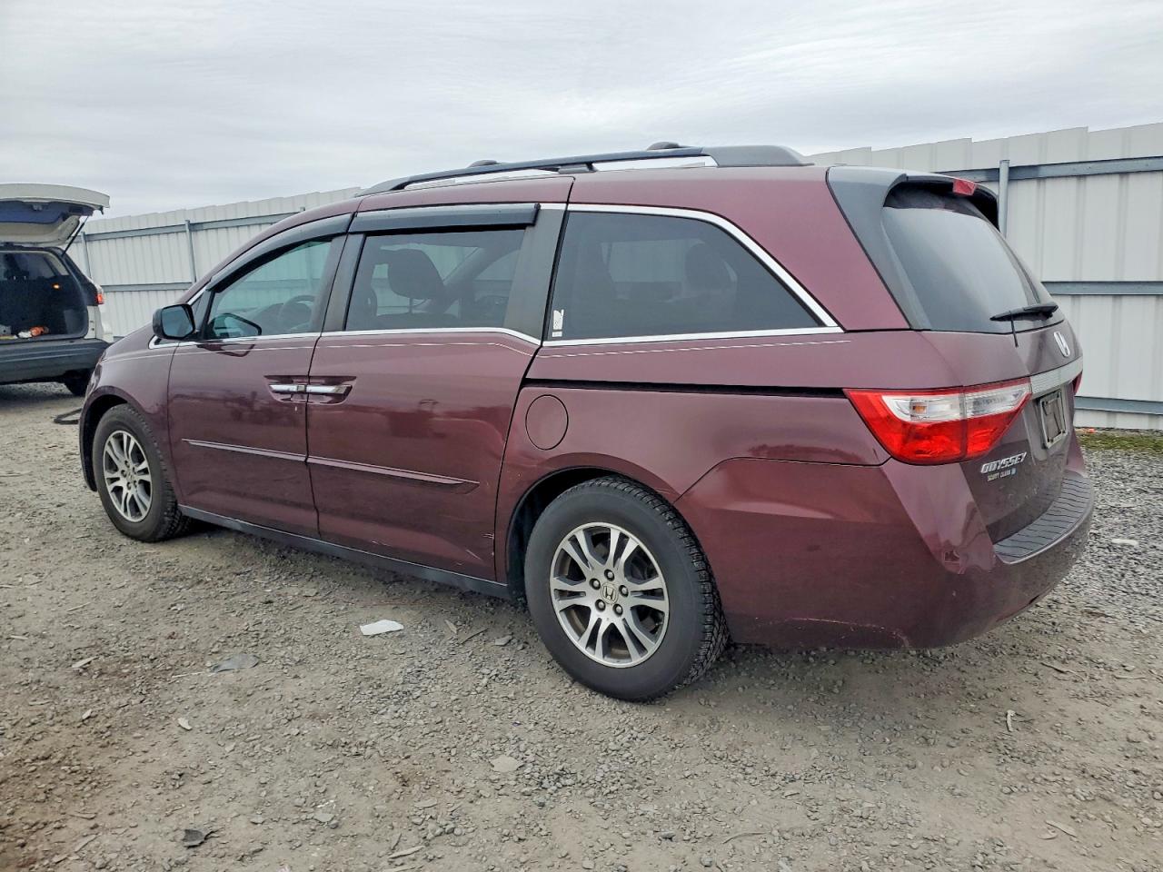 2013 HONDA ODYSSEY EXL photo 2