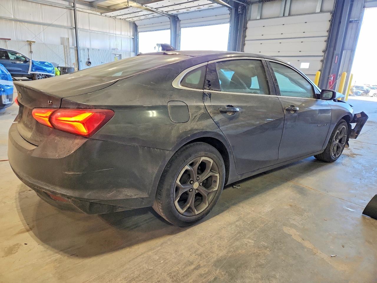 2020 CHEVROLET MALIBU LT photo 3
