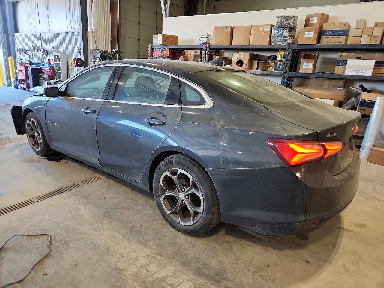 2020 CHEVROLET MALIBU LT photo 2