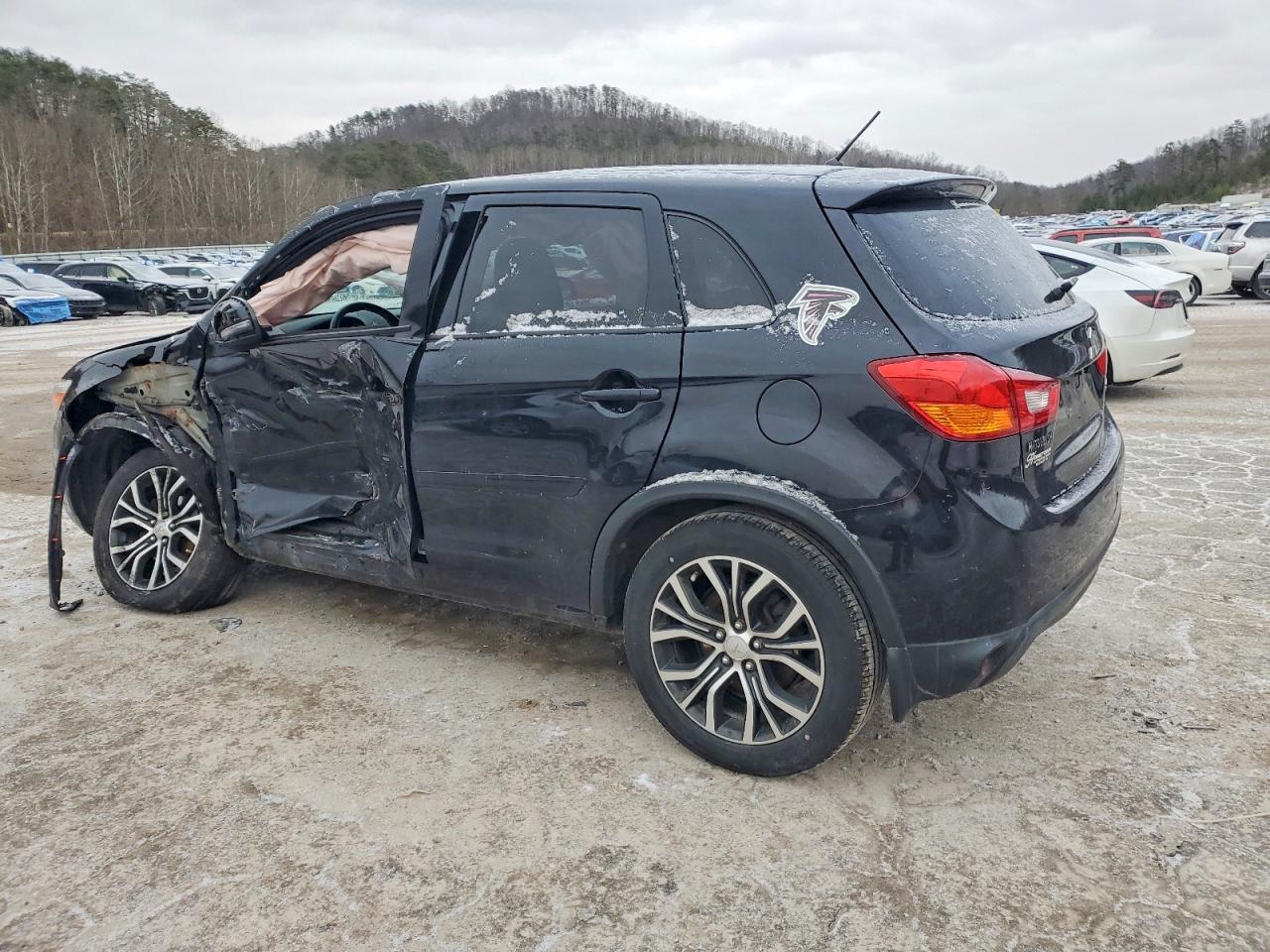 2016 MITSUBISHI OUTLANDER SPORT ES photo 2