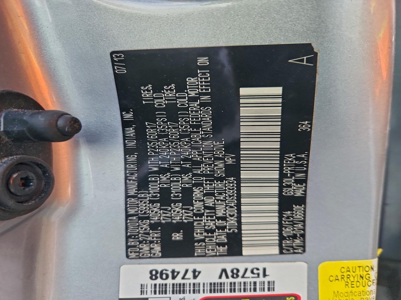 2013 TOYOTA SIENNA LE photo 13