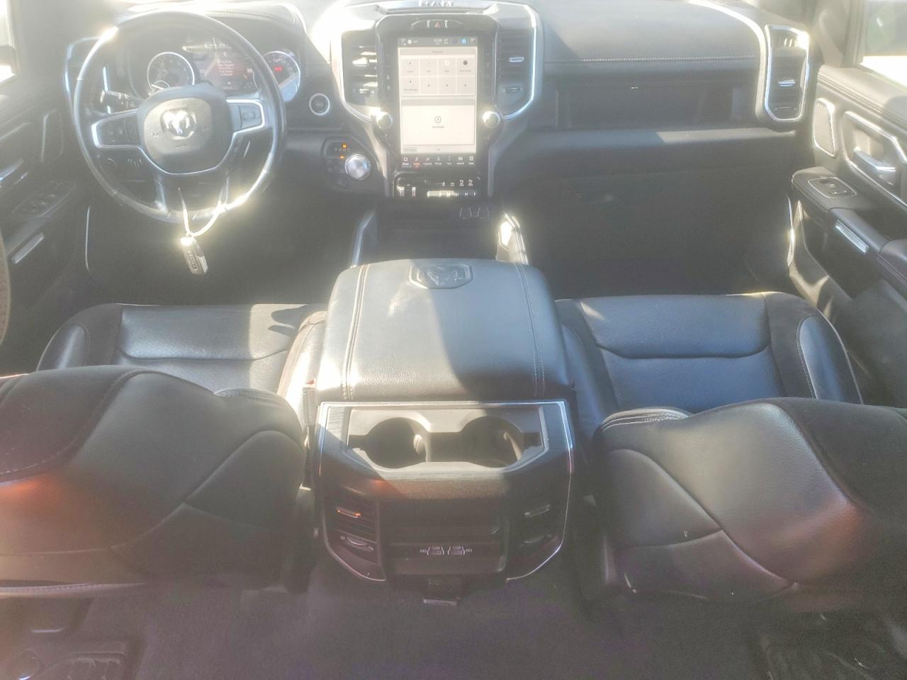 2023 RAM 1500 LARAMIE photo 8