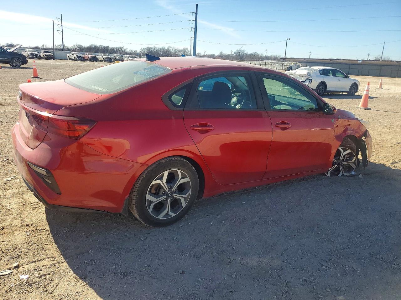 2020 KIA FORTE FE photo 3