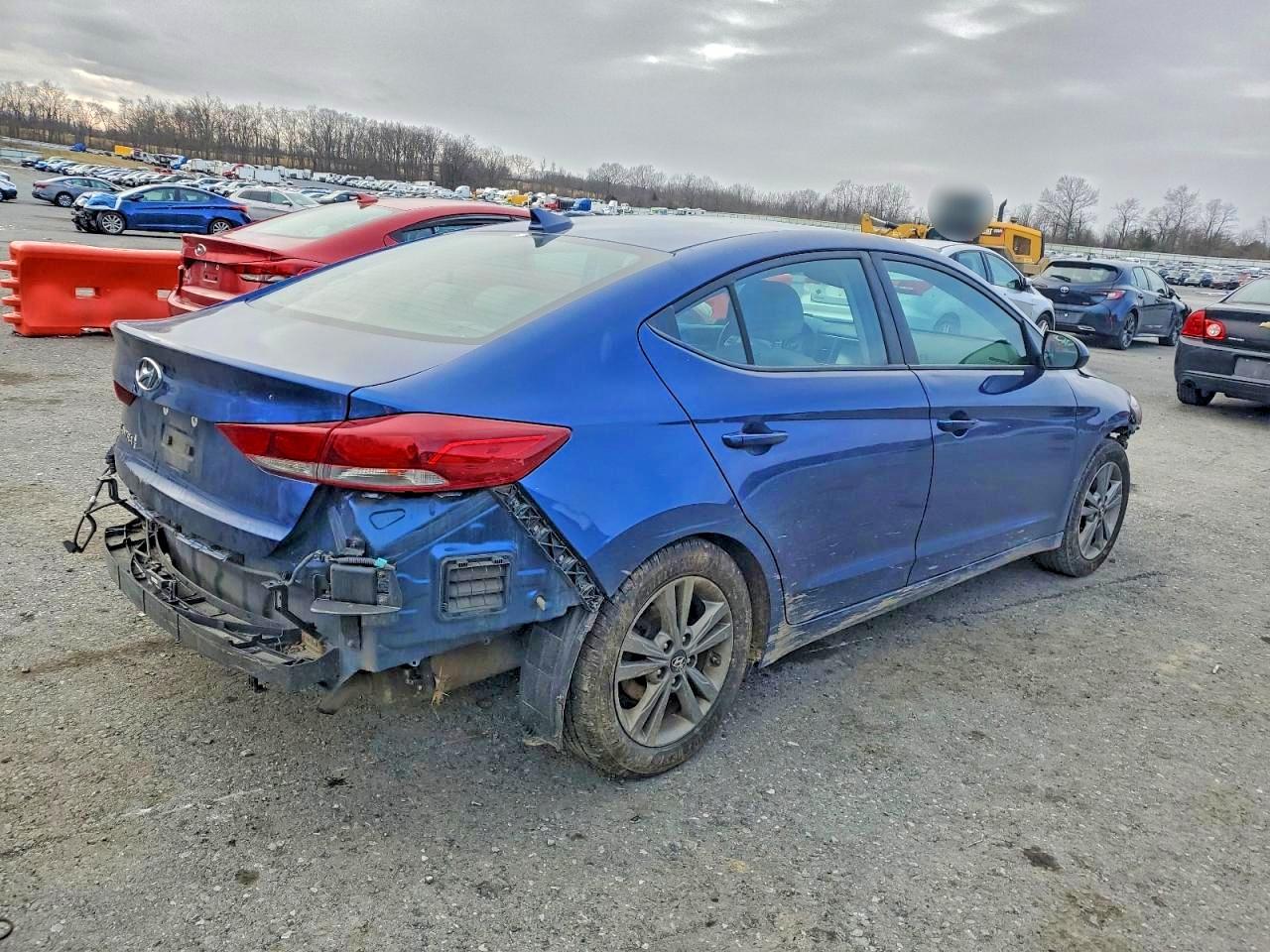 2018 HYUNDAI ELANTRA SEL photo 3