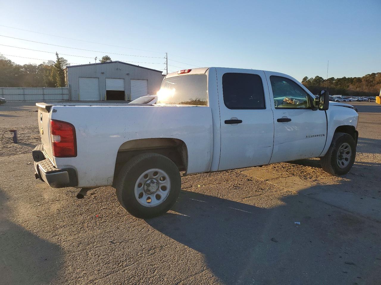 2009 CHEVROLET SILVERADO C1500 photo 3