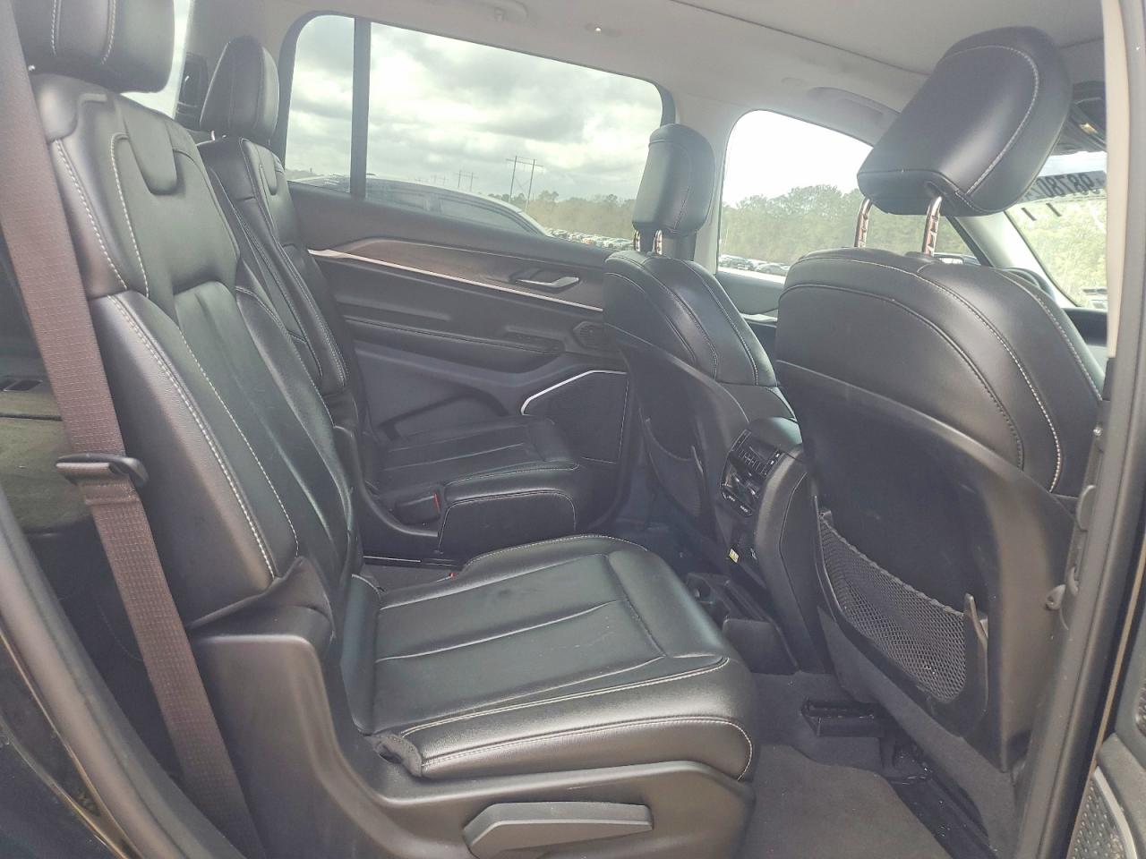 2022 JEEP GRAND CHEROKEE L LIMITED photo 11