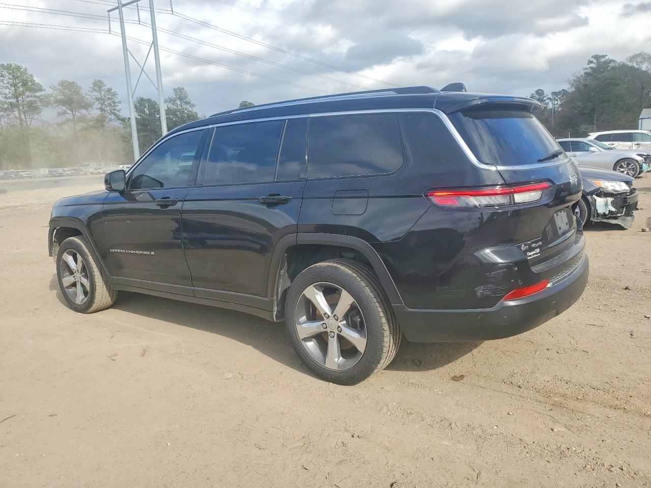 2022 JEEP GRAND CHEROKEE L LIMITED photo 2