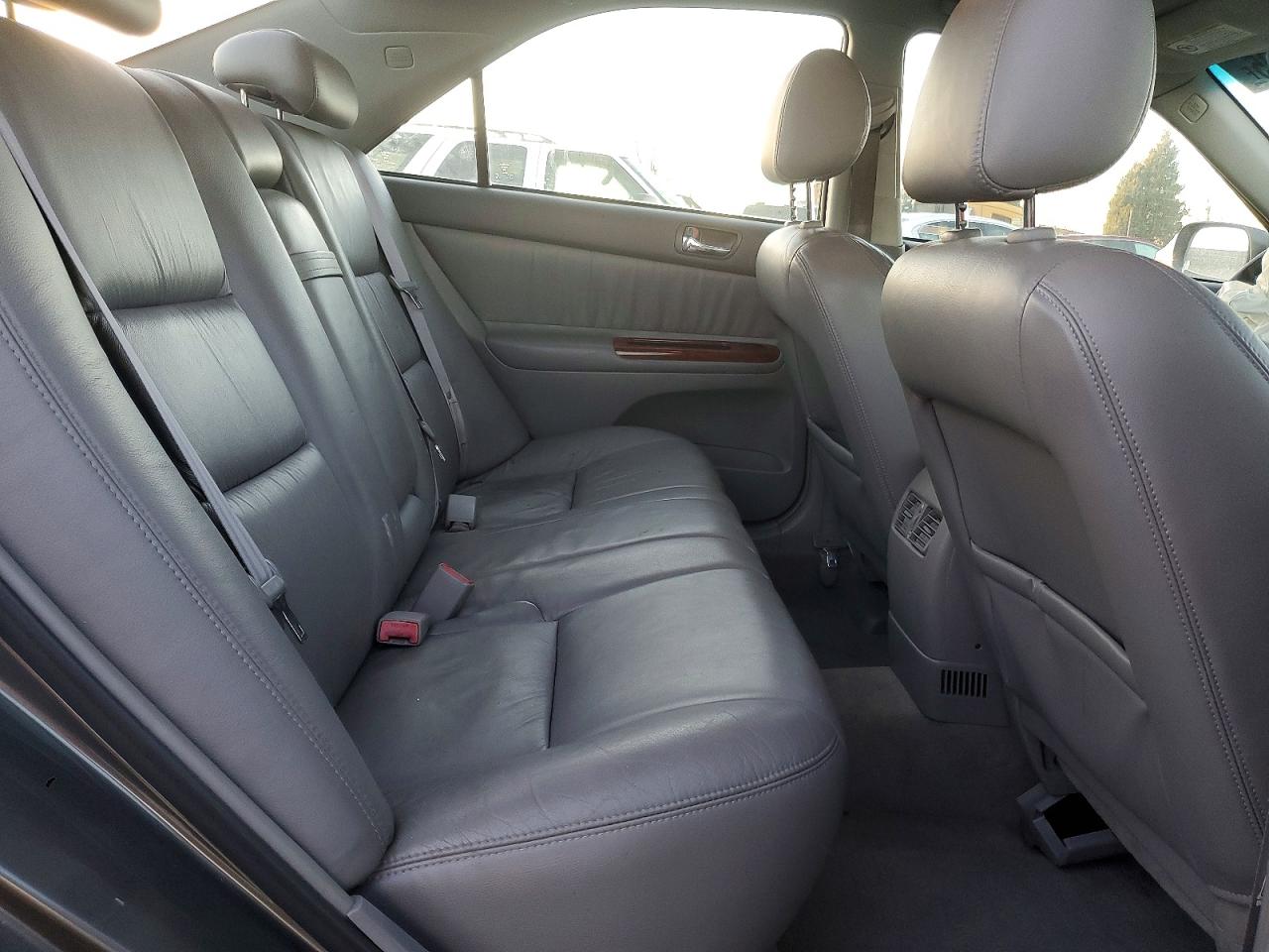 2003 TOYOTA CAMRY LE photo 10