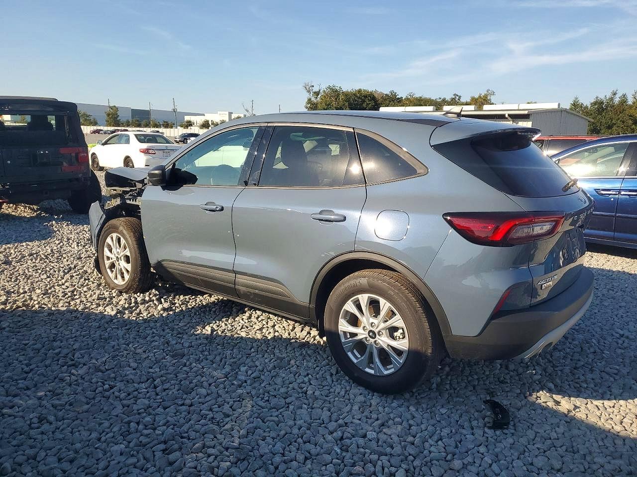 2025 FORD ESCAPE ACTIVE photo 2