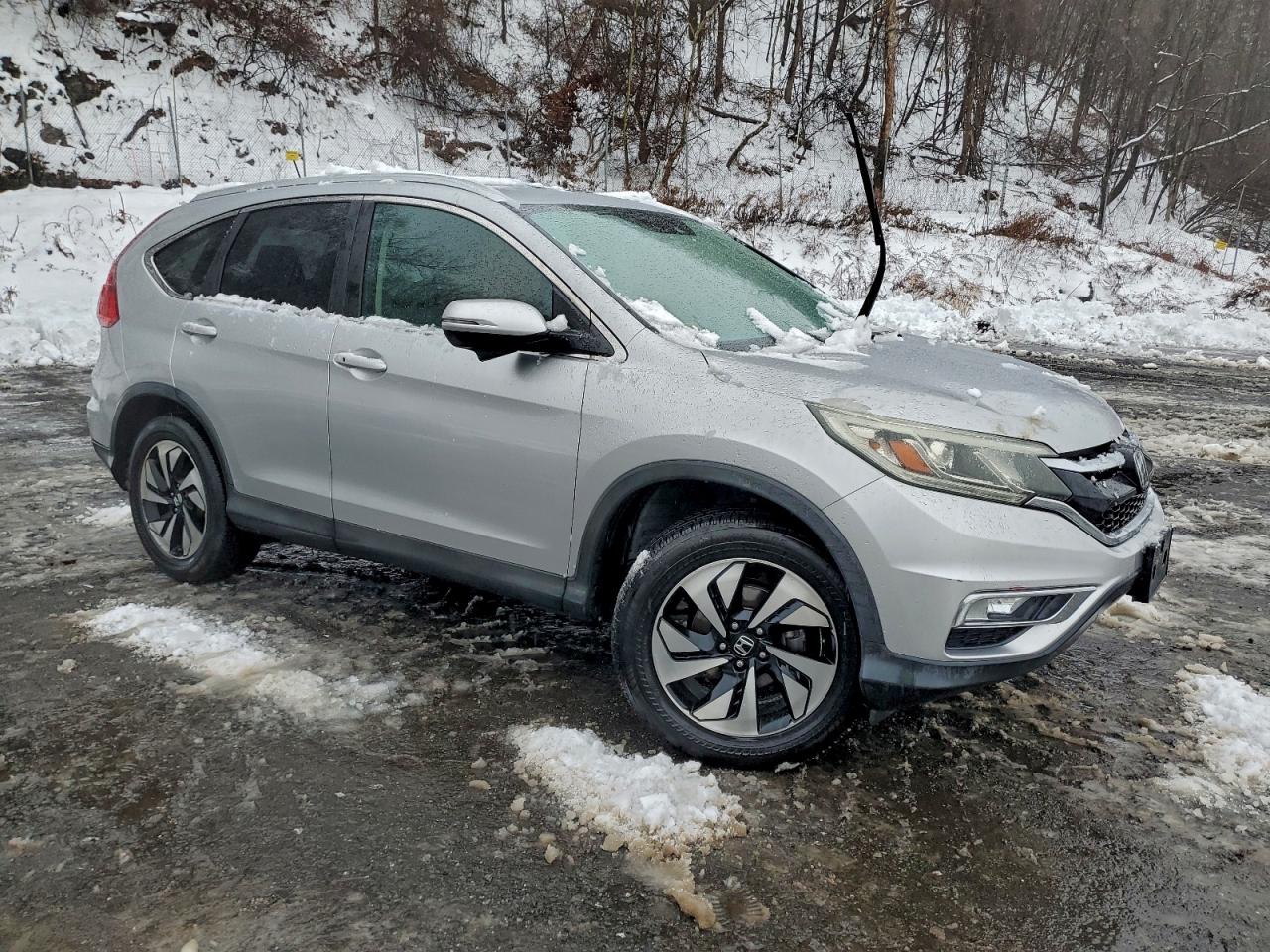 2015 HONDA CR-V TOURING photo 4