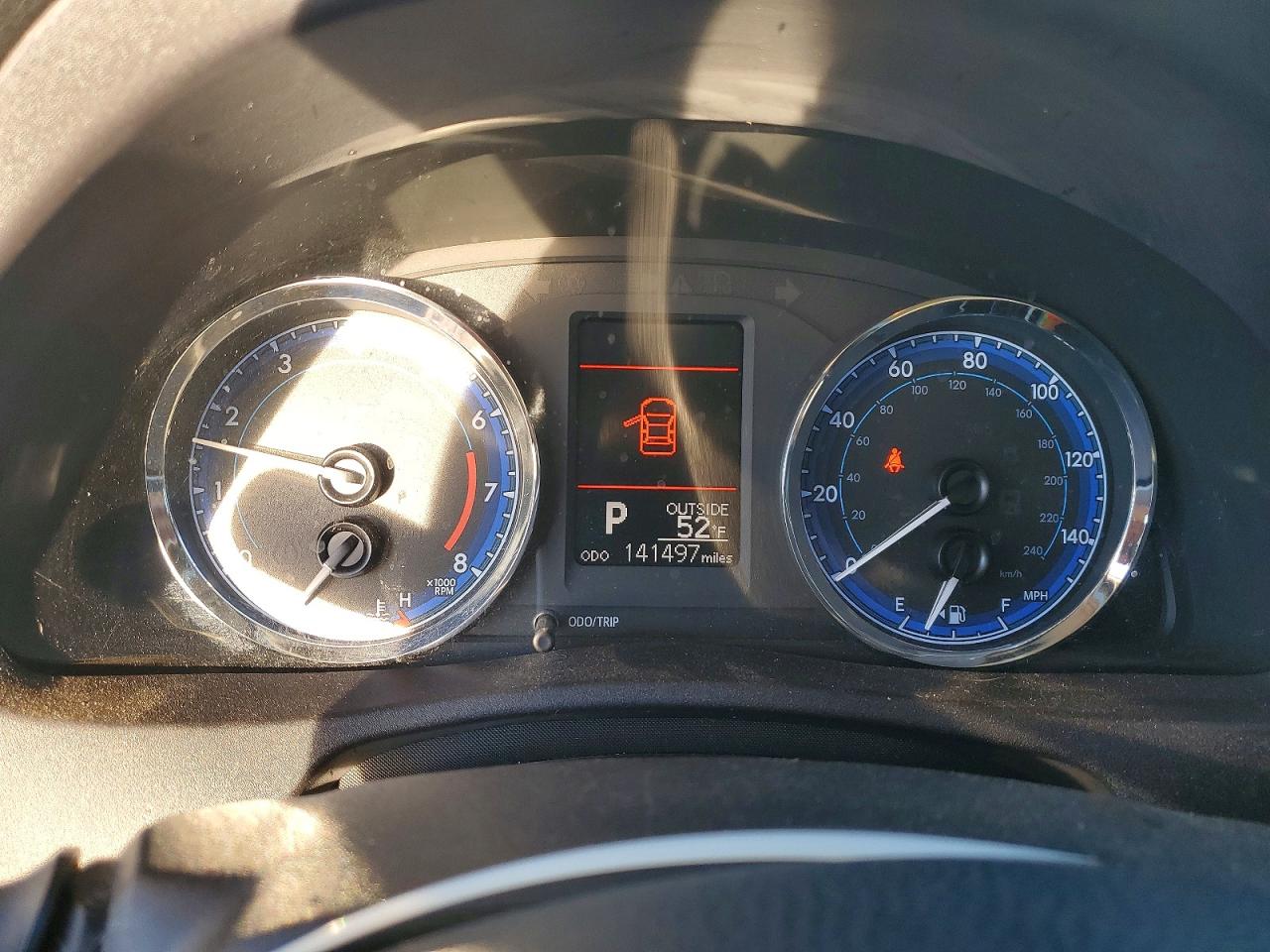2018 TOYOTA COROLLA L photo 9