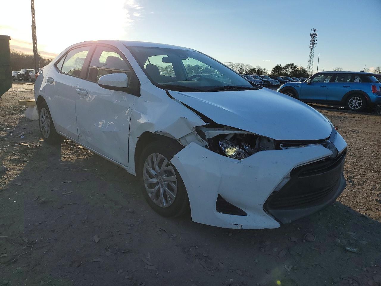 2018 TOYOTA COROLLA L photo 4