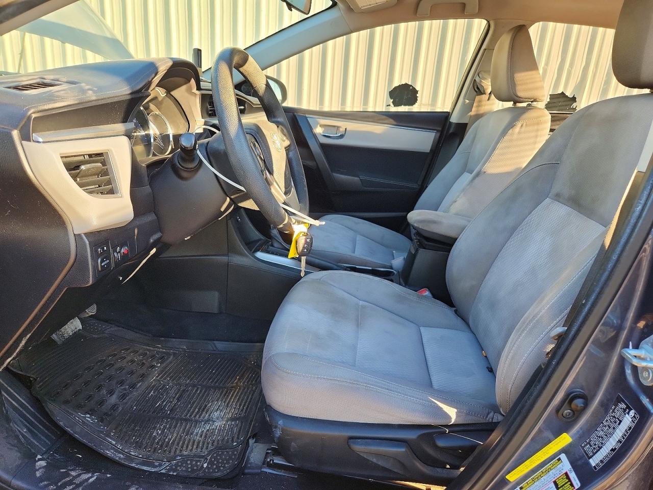 2015 TOYOTA COROLLA L photo 7