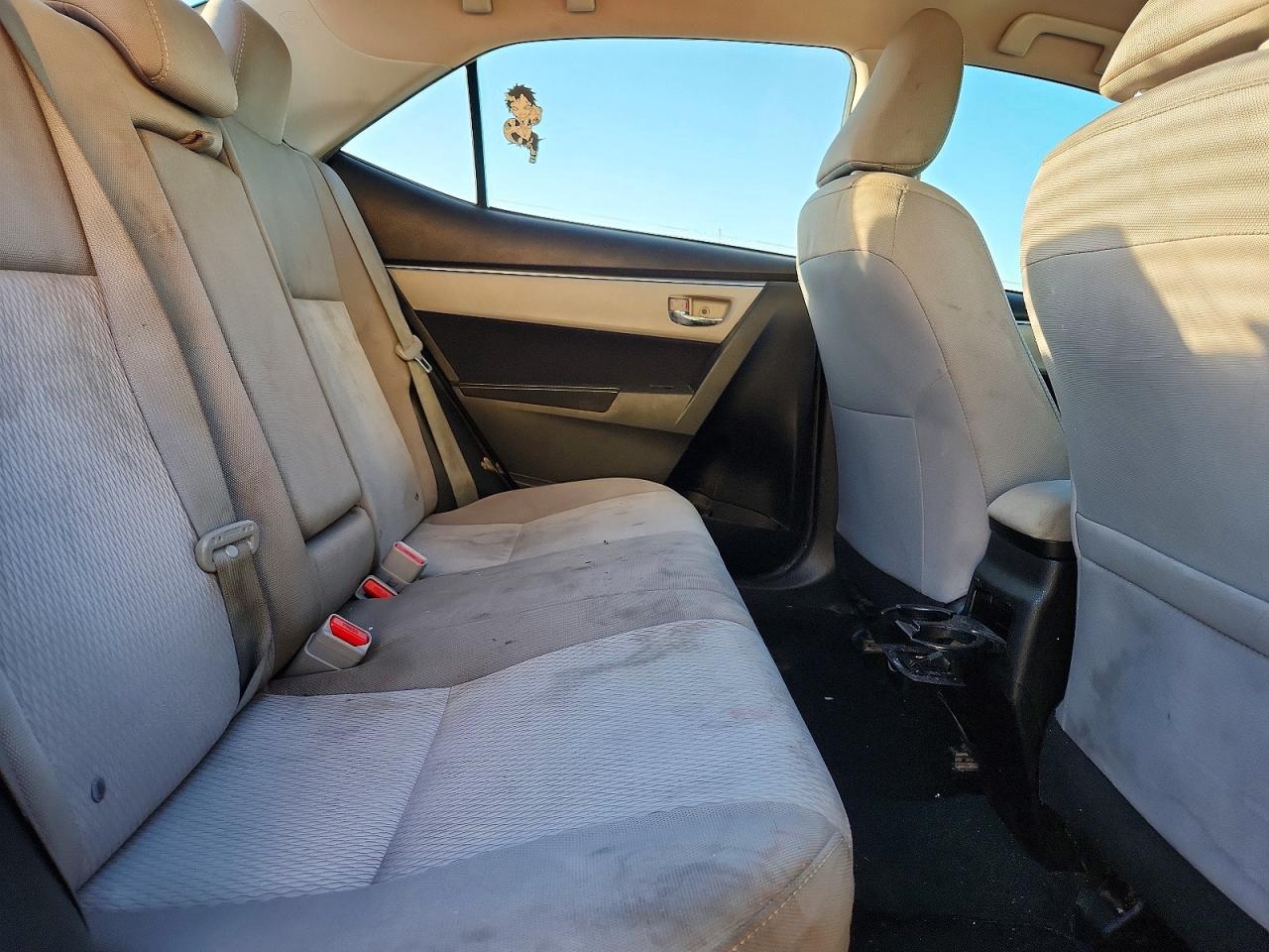 2015 TOYOTA COROLLA L photo 10