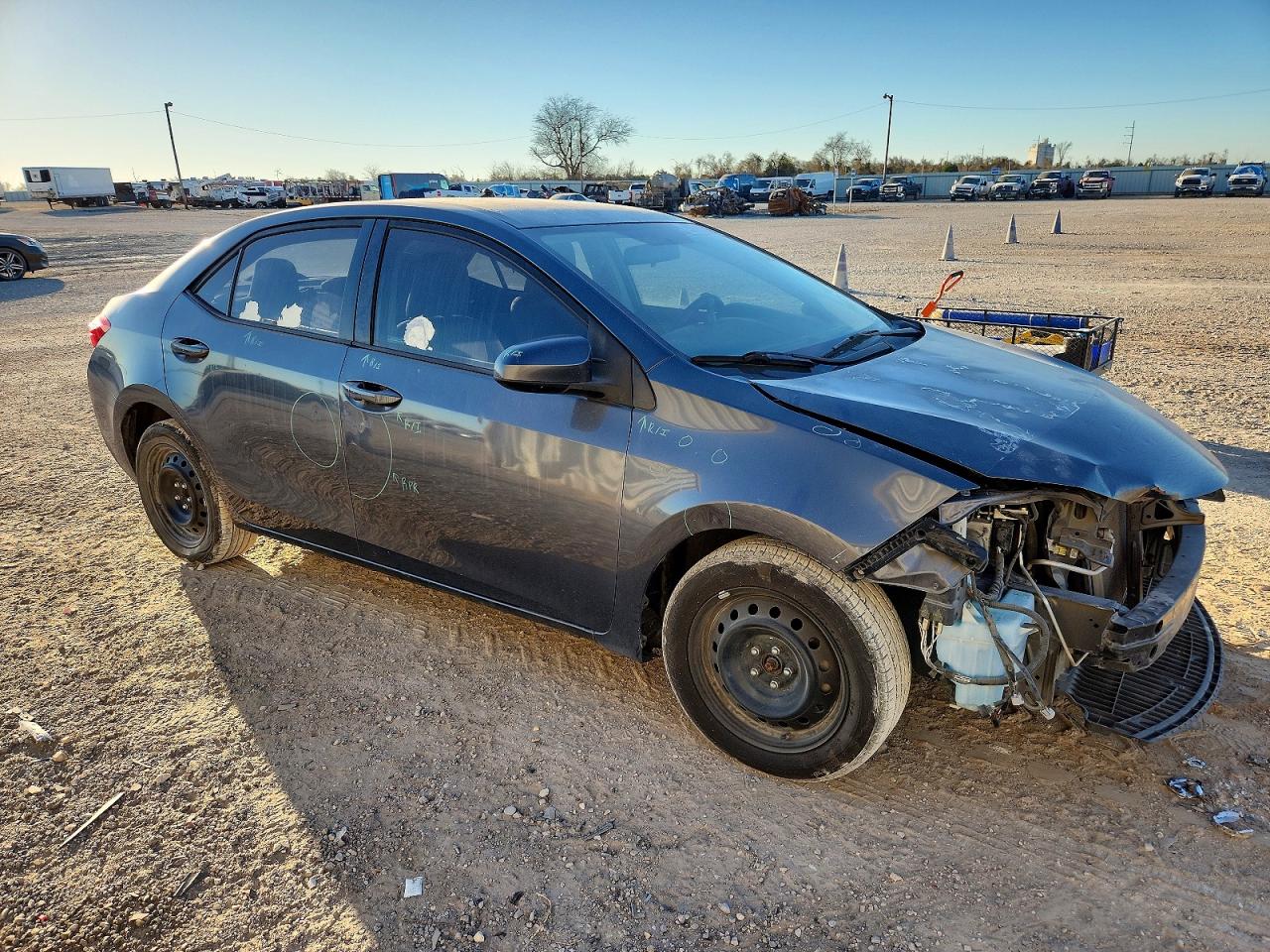 2015 TOYOTA COROLLA L photo 4