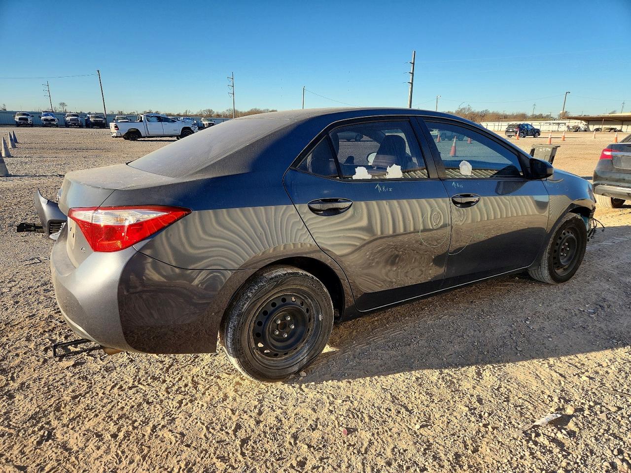 2015 TOYOTA COROLLA L photo 3