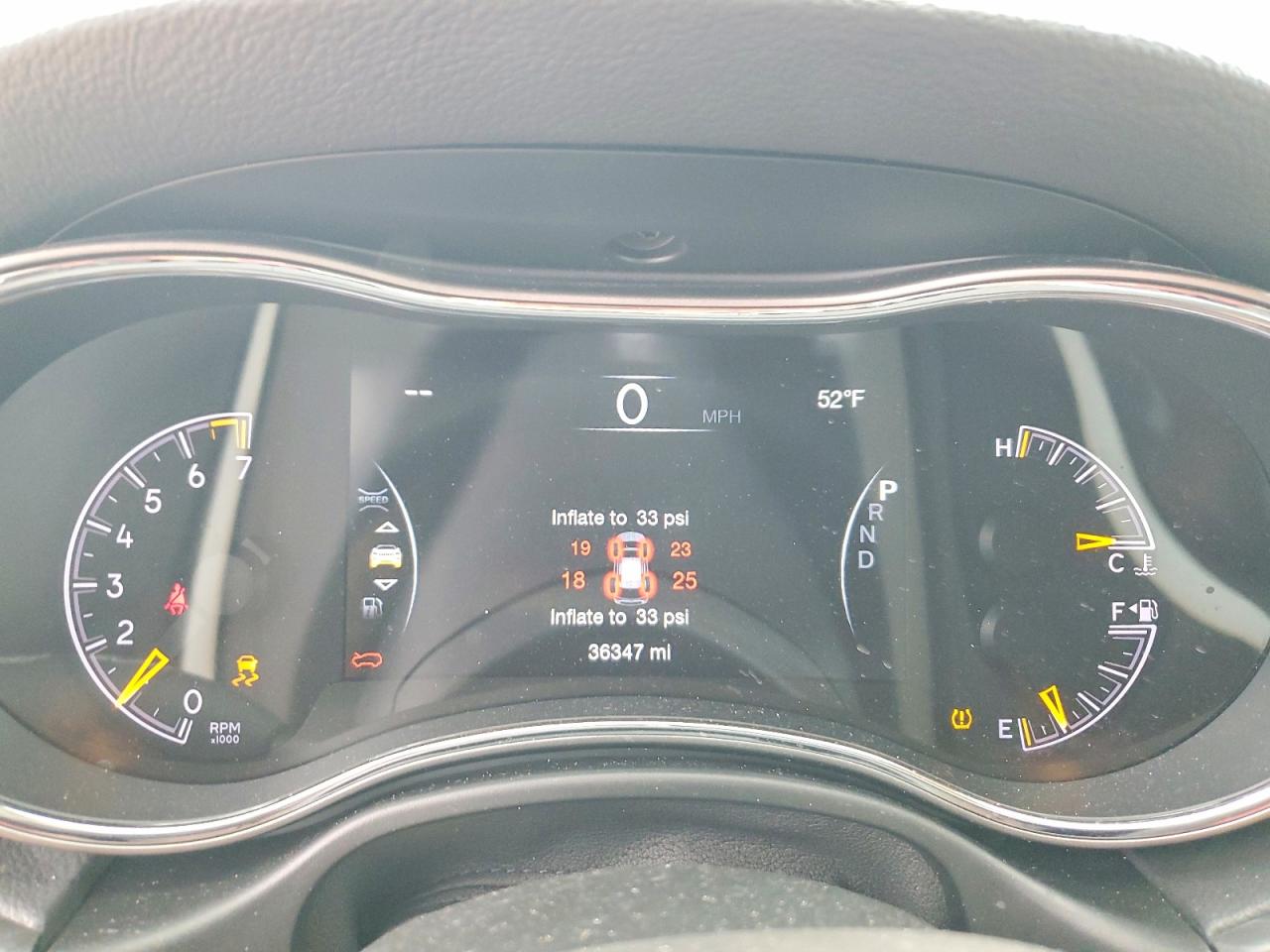 2019 JEEP GRAND CHEROKEE LAREDO photo 9