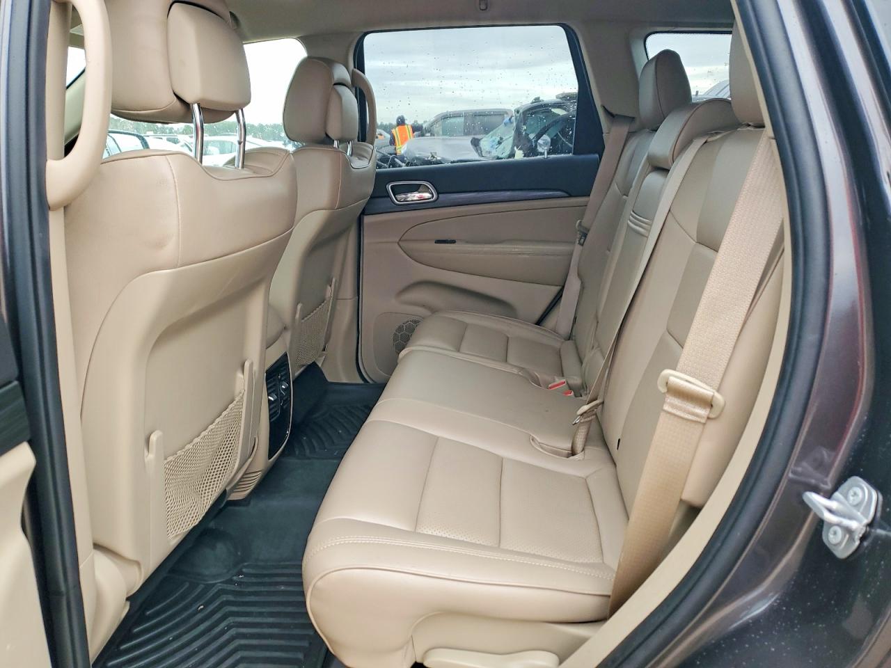 2019 JEEP GRAND CHEROKEE LAREDO photo 11