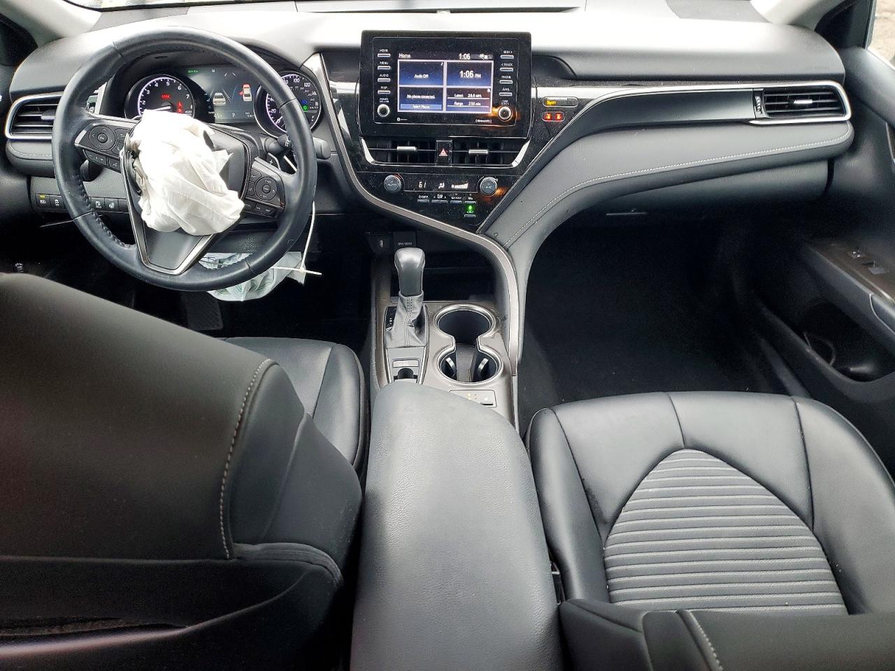 2021 TOYOTA CAMRY SE photo 22