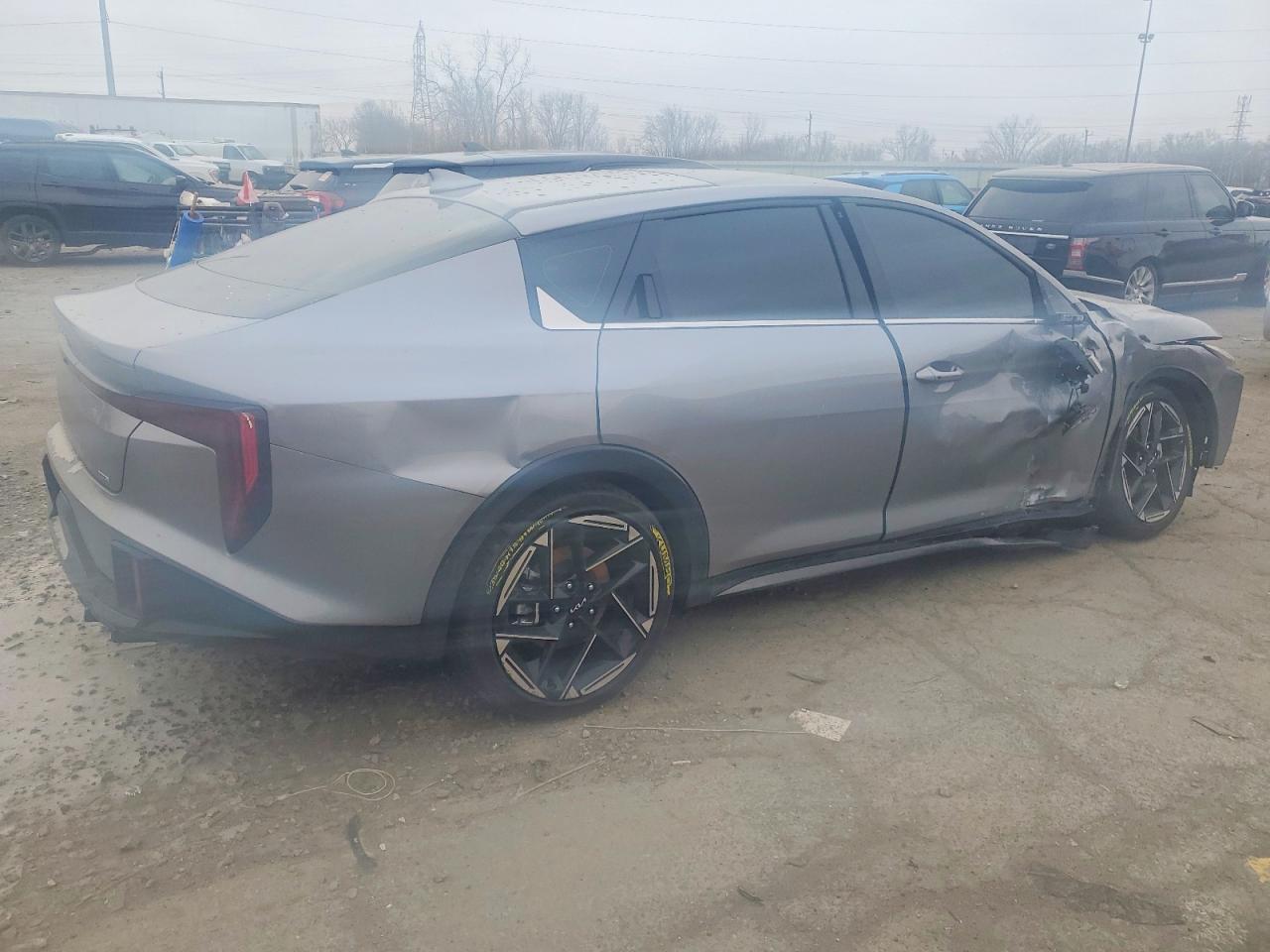 2025 KIA K4 GT LINE photo 5