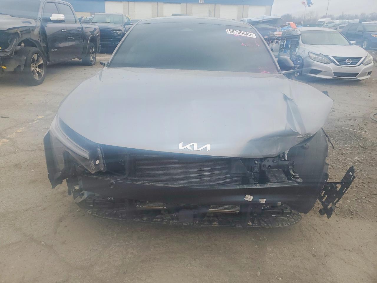 2025 KIA K4 GT LINE photo 9