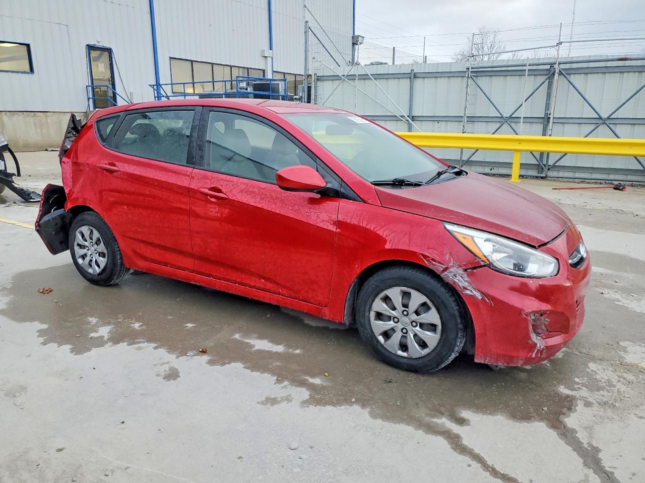 2017 HYUNDAI ACCENT SE photo 4