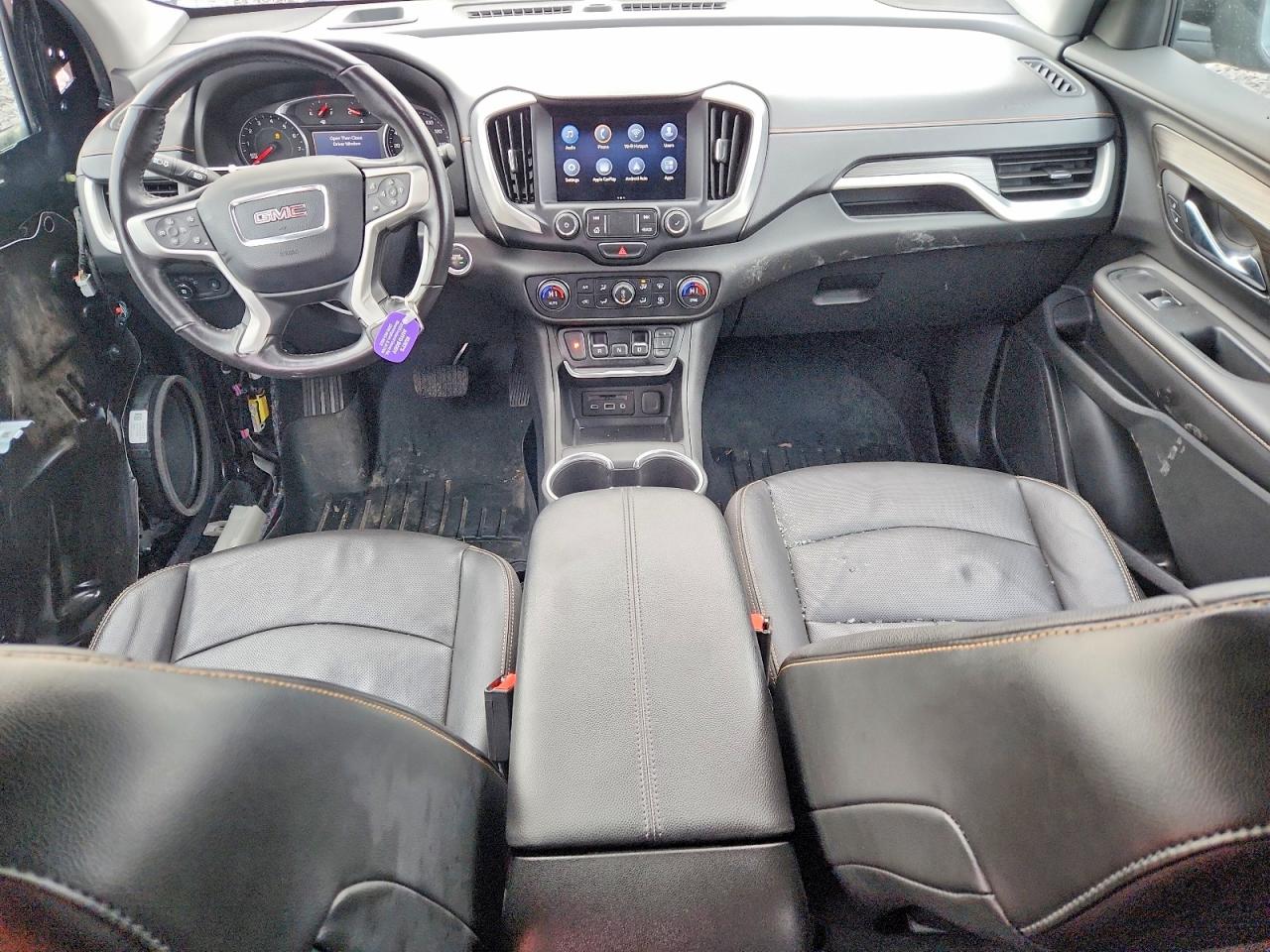 2020 GMC TERRAIN SLT photo 8