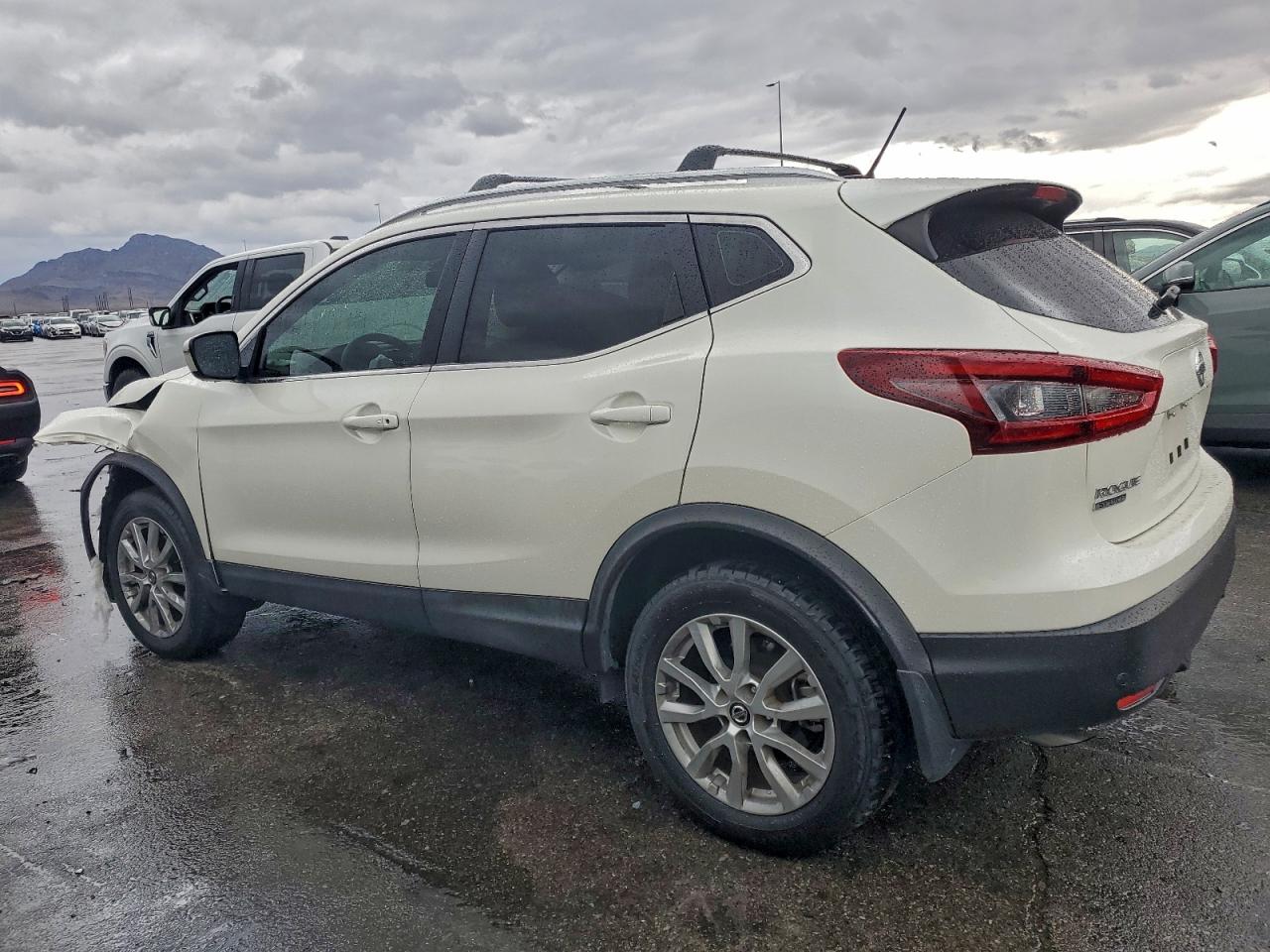 2020 NISSAN ROGUE SPORT S photo 2
