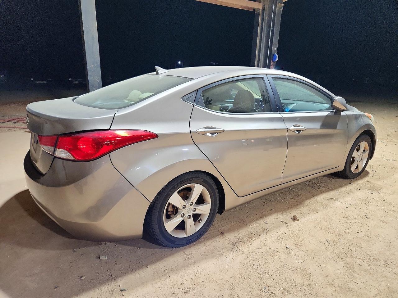 2013 HYUNDAI ELANTRA GLS photo 3