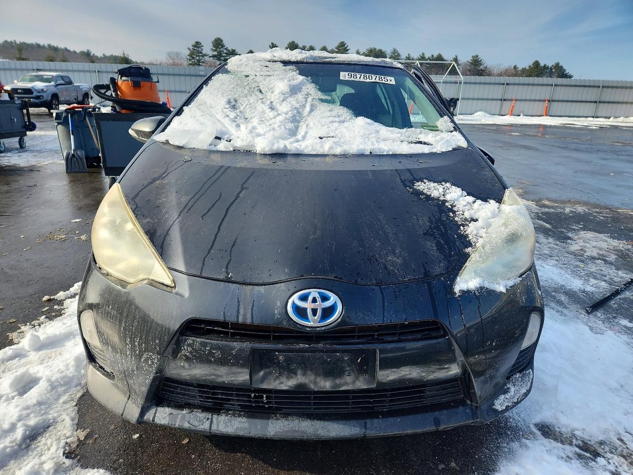 2012 TOYOTA PRIUS photo 5