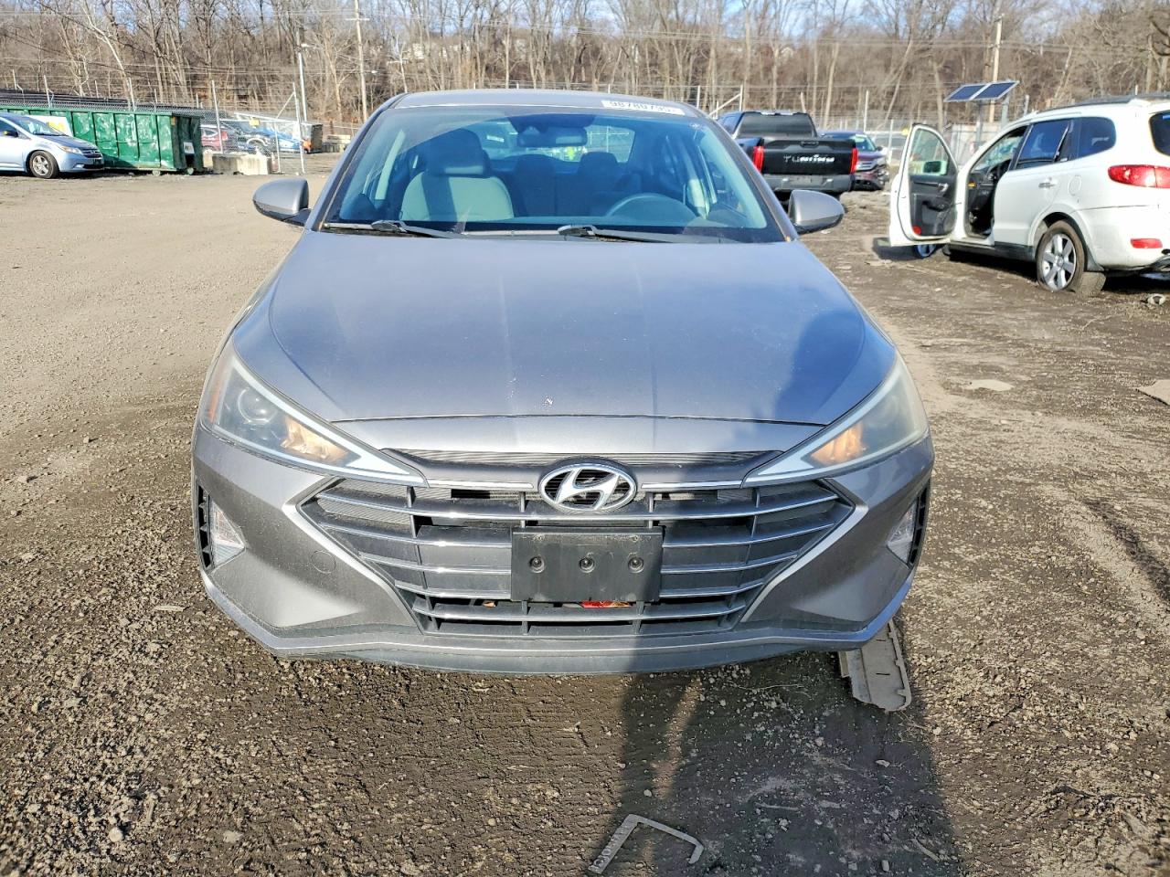 2020 HYUNDAI ELANTRA SE photo 5
