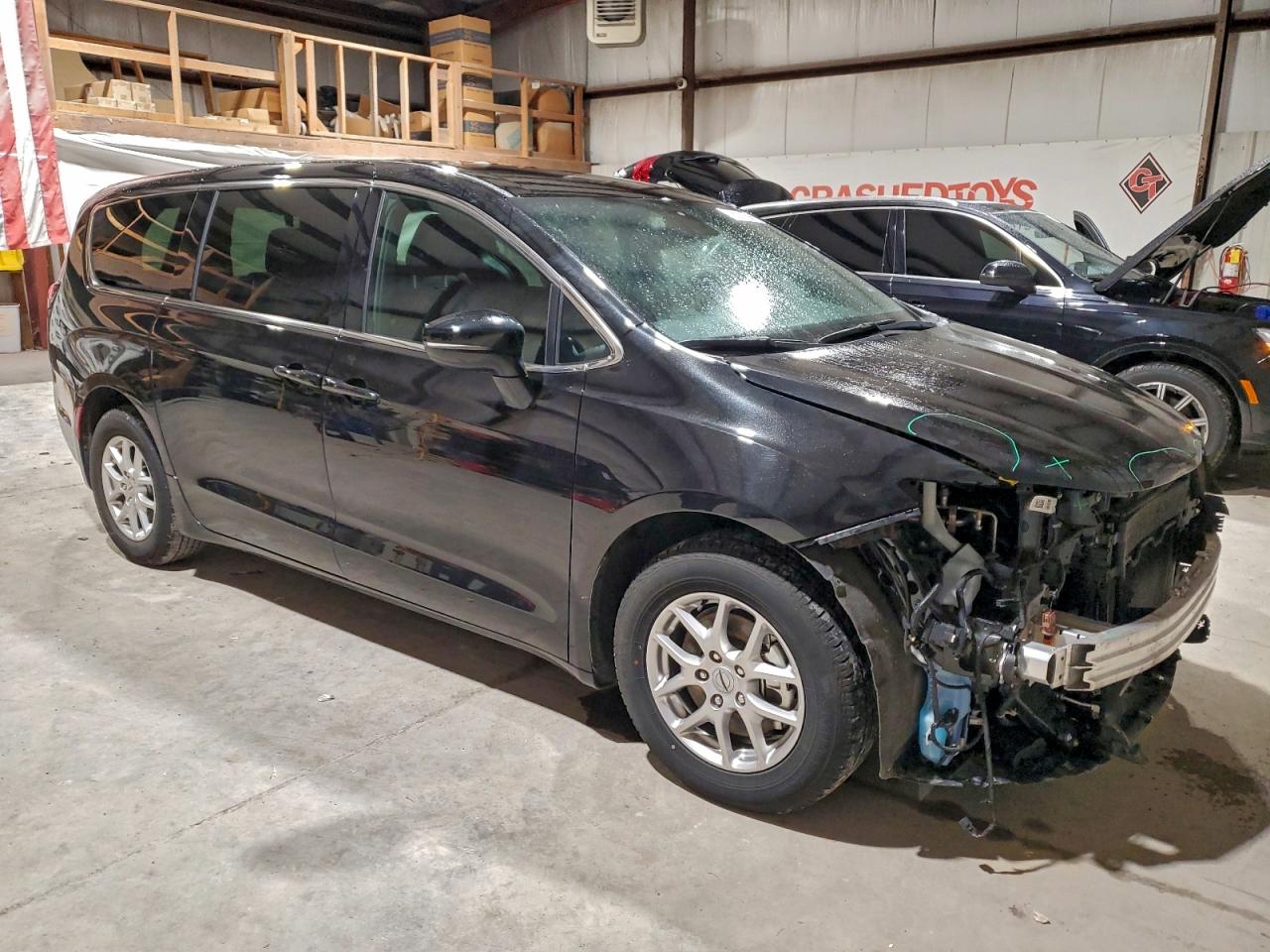 2025 CHRYSLER PACIFICA SELECT photo 4