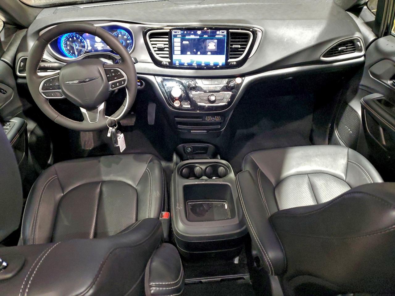 2025 CHRYSLER PACIFICA SELECT photo 8