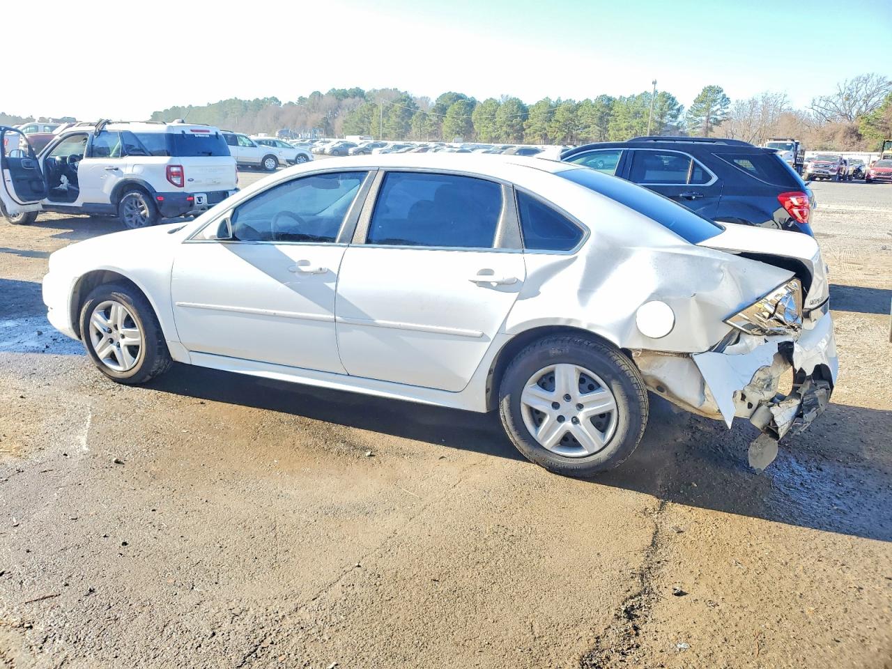 2011 CHEVROLET IMPALA LS photo 2