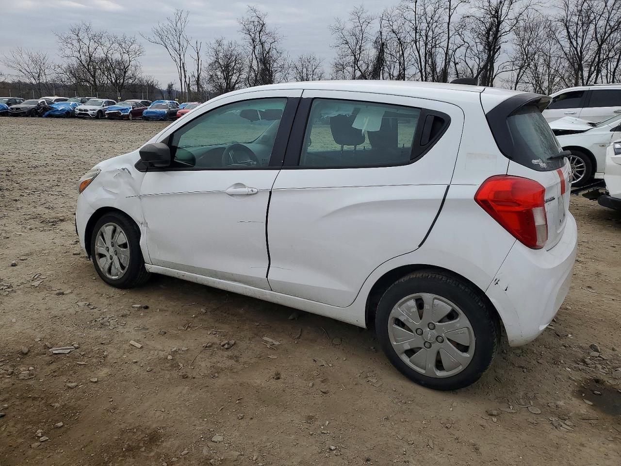 2016 CHEVROLET SPARK LS photo 2