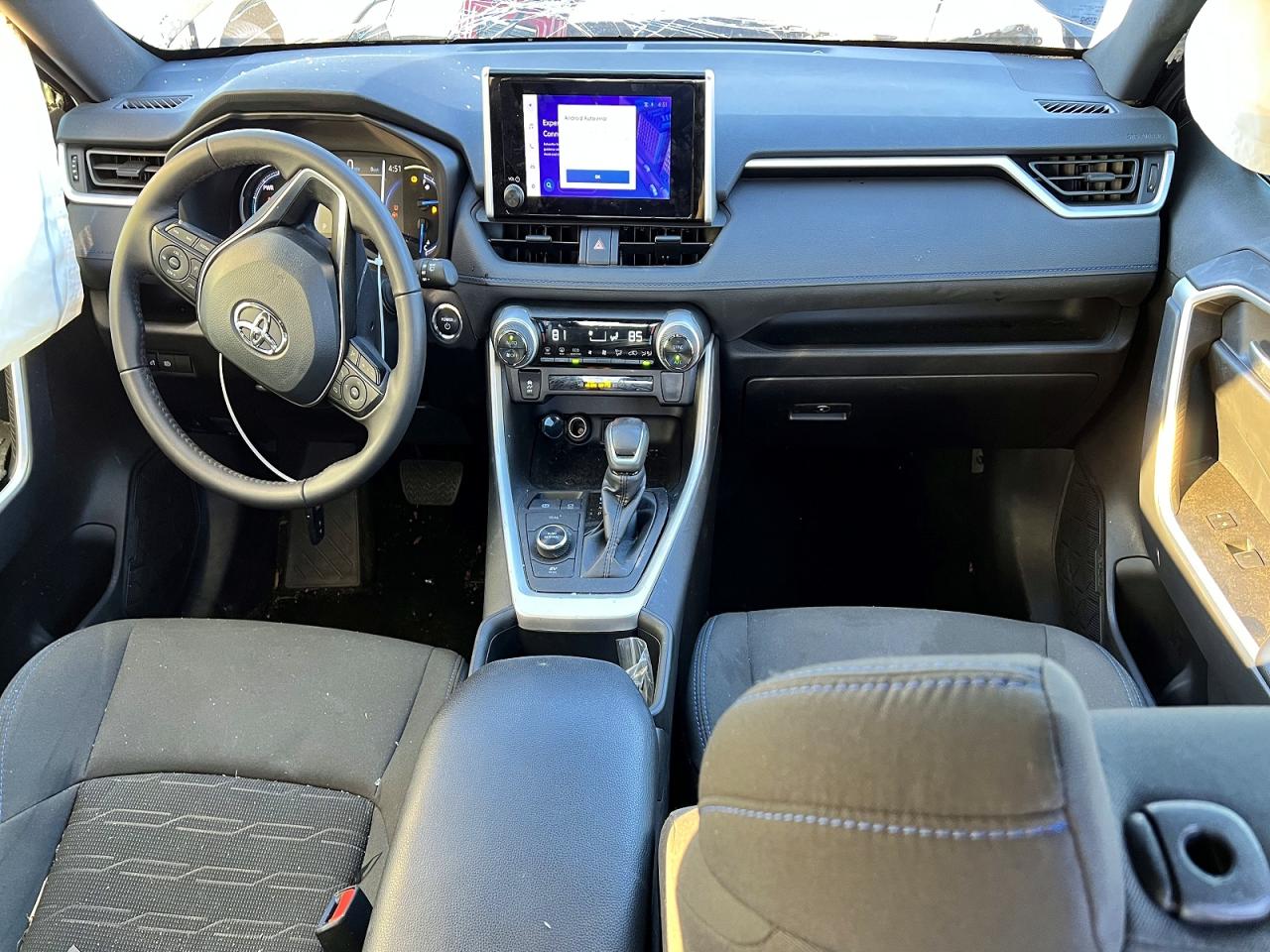 2024 TOYOTA RAV4 SE photo 8