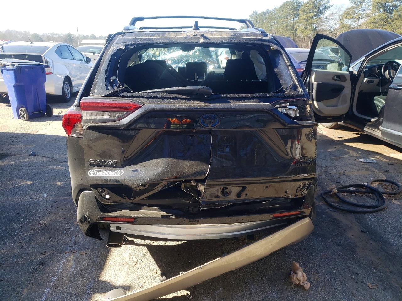 2024 TOYOTA RAV4 SE photo 6