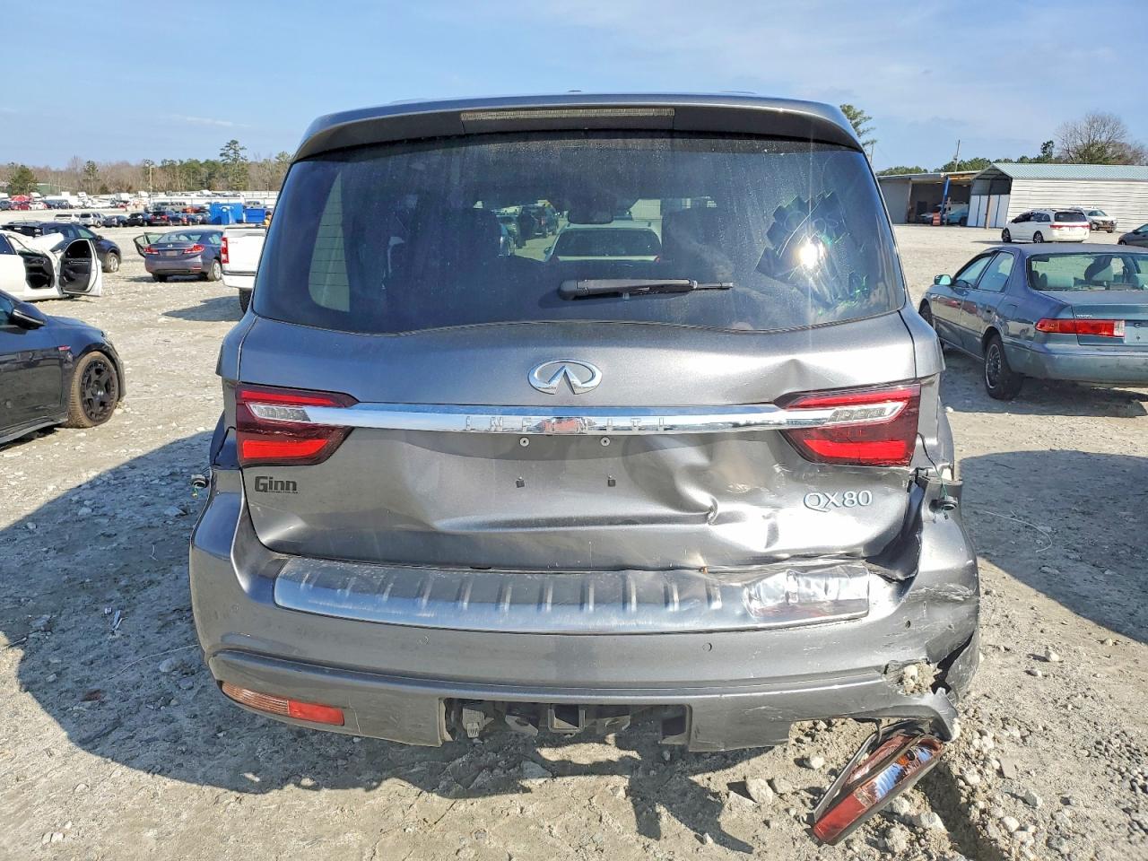 2018 INFINITI QX80 BASE photo 6