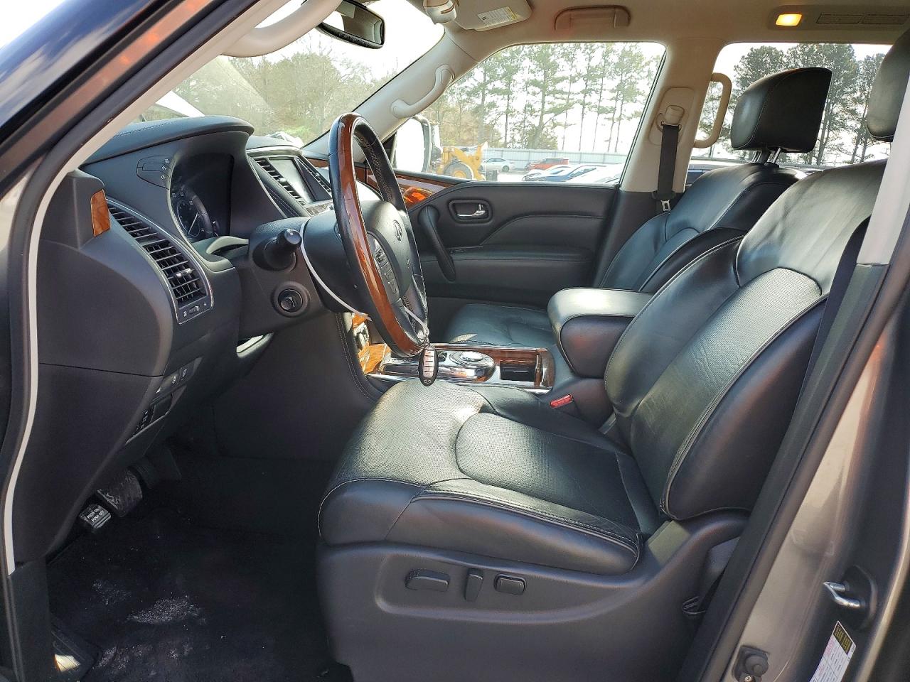 2018 INFINITI QX80 BASE photo 7