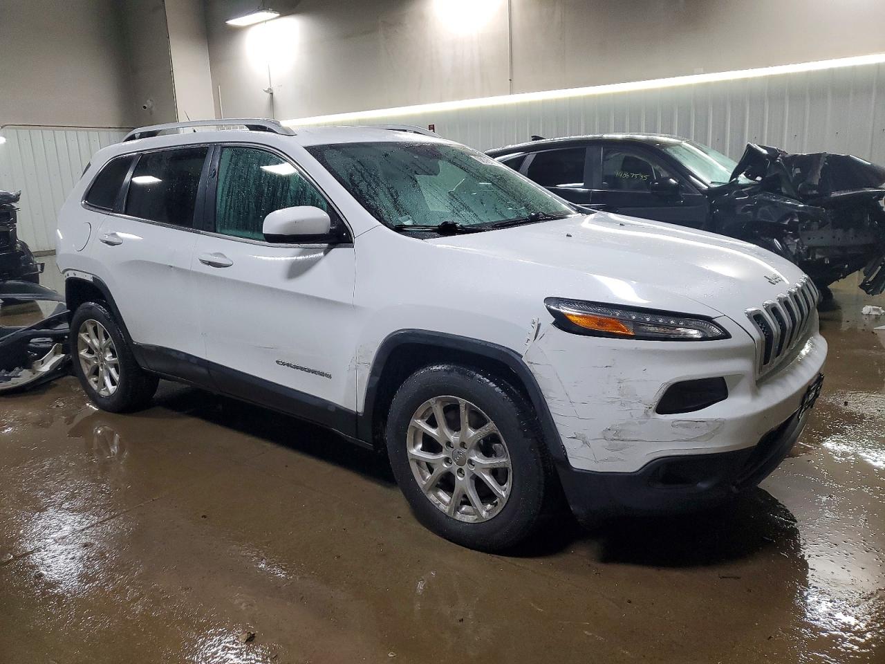 2014 JEEP CHEROKEE LATITUDE photo 4