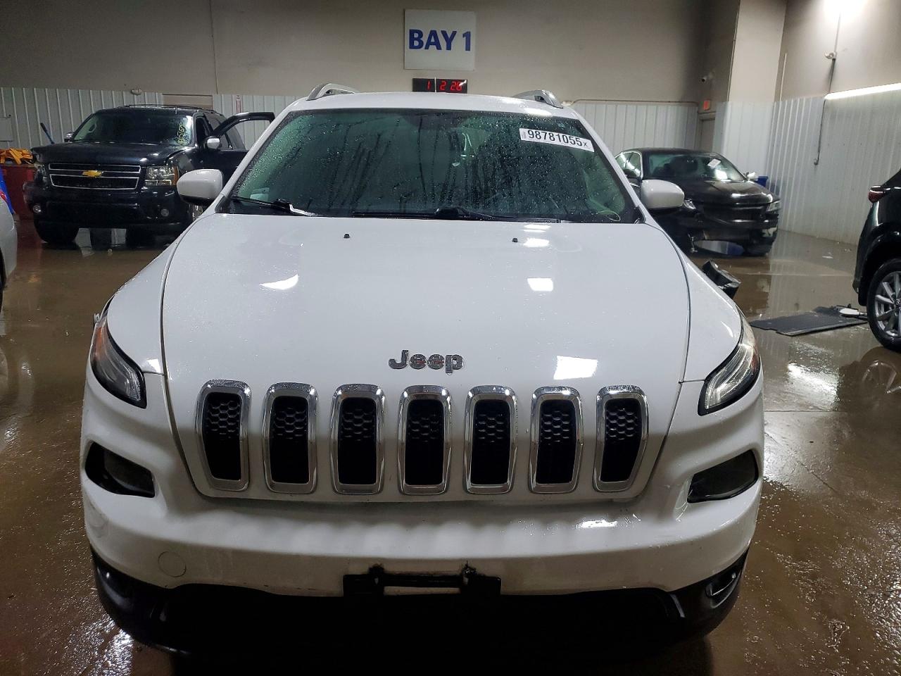 2014 JEEP CHEROKEE LATITUDE photo 5