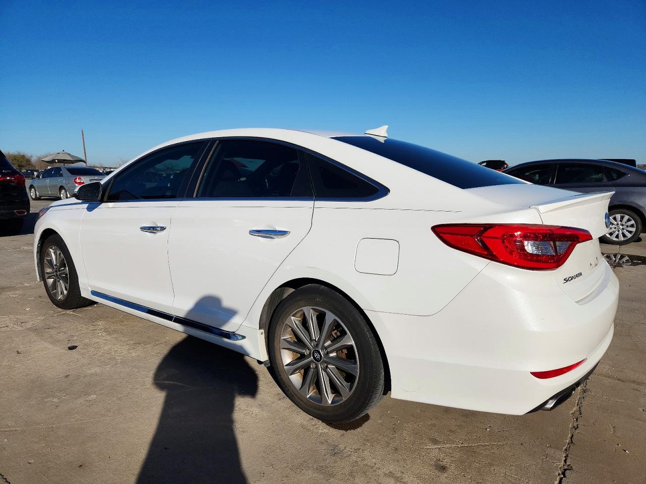 2017 HYUNDAI SONATA SPORT photo 2