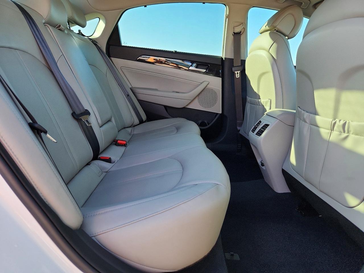 2017 HYUNDAI SONATA SPORT photo 10